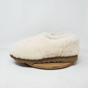 UGG Classic Cozy Bootie Womens 8 Natural Shearling Lined Clog Slipper Shoes